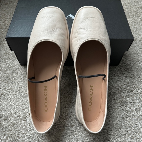 Coach - Emilia Mary Jane - 6.5B - Leather/Chalk - Picture 8 of 11